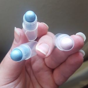 New 3 eyeshadows in 1